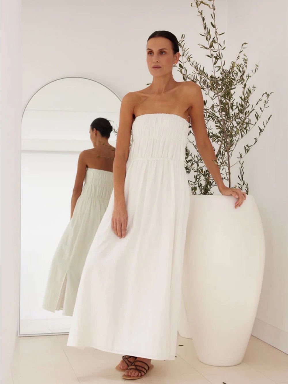 Brave+True Isabella White Strapless Maxi Dress NWOT Size M w/side seam pockets